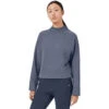 On Running Women's Crew Neck -Active Wear Shop Small PNG SS21 Crewneck Dark W Pack Shot 1 1